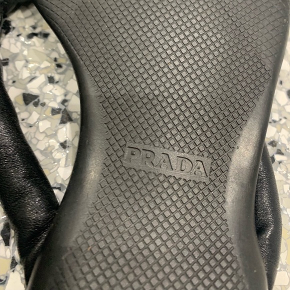 AUTHENTIC vintage prada flip flops - Picture 5 of 5